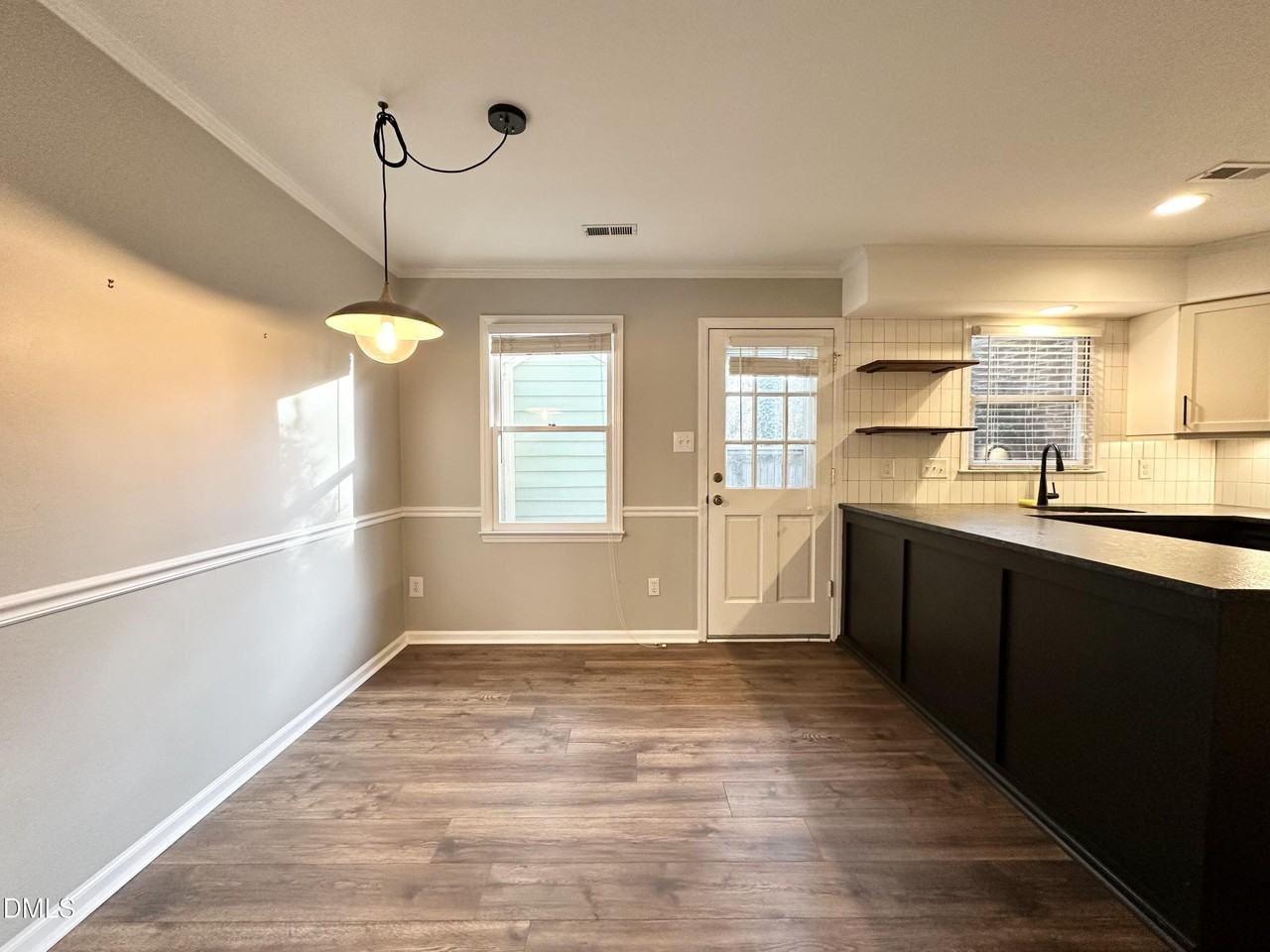 5649 Hamstead Xing - Photo 7 of 17