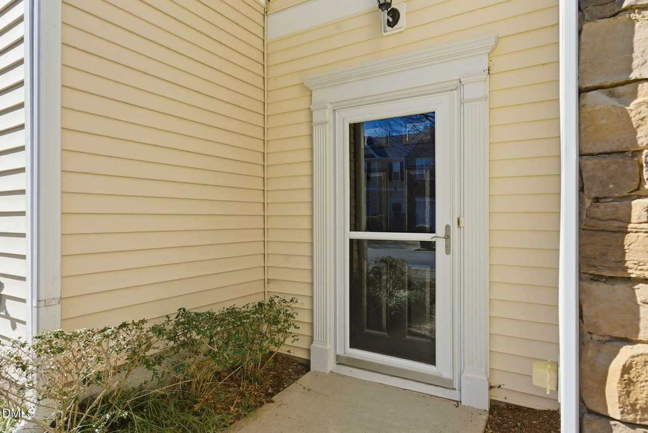 956 Shining Wire Way - Photo 5 of 50