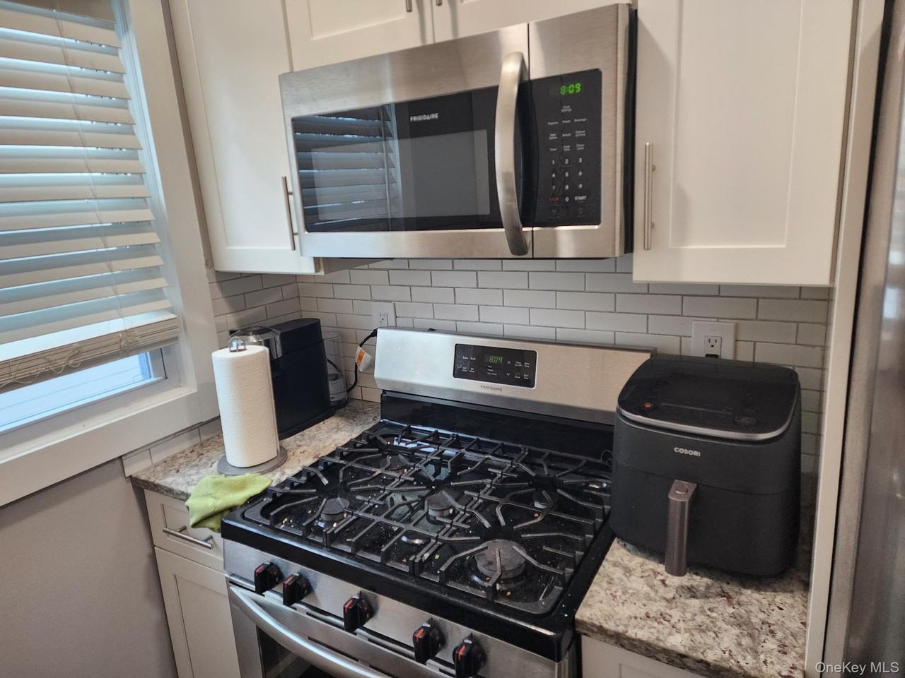 170 High Ave - Photo 3 of 7