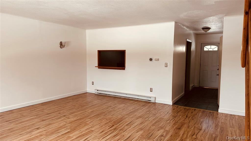 881 Albany Post Rd - Photo 2 of 15