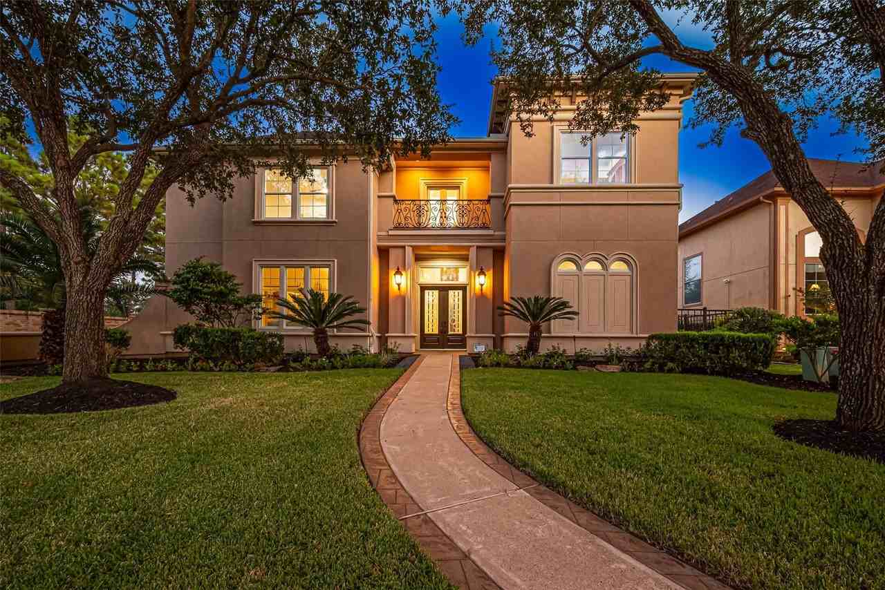 23003 Two Harbors Glen St - Photo 2 of 50