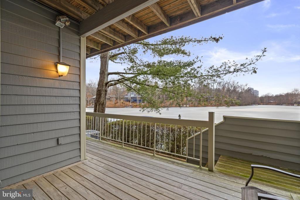 11292 Harbor Ct - Photo 3 of 30