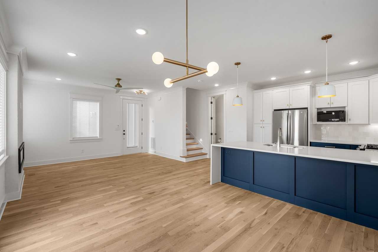 5011 Illinois Ave ##D - Photo 4 of 29