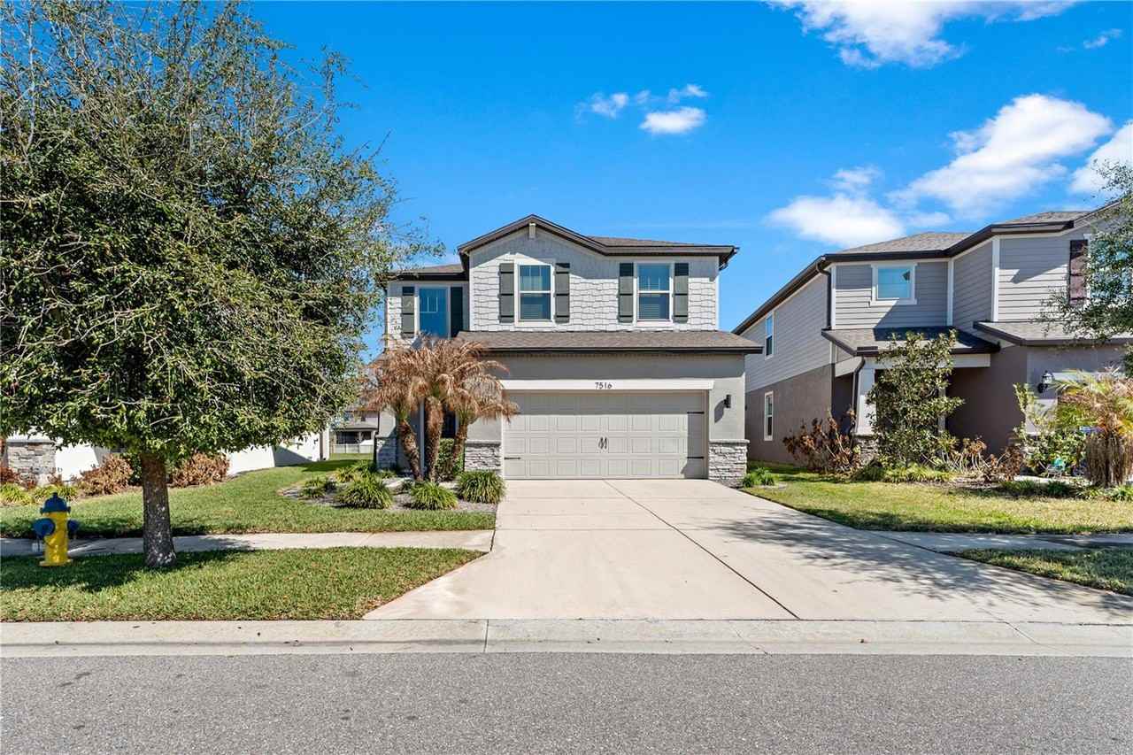 7516 Yale Harbor Dr - Photo 5 of 50