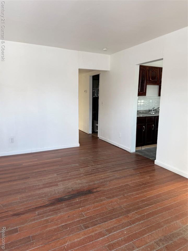 13428 Fellrath St - Photo 2 of 8