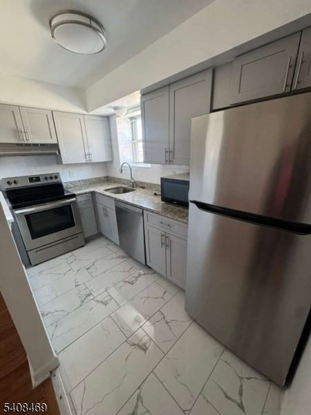 1007 Unicorn Way Apt 2 - Photo 5 of 14