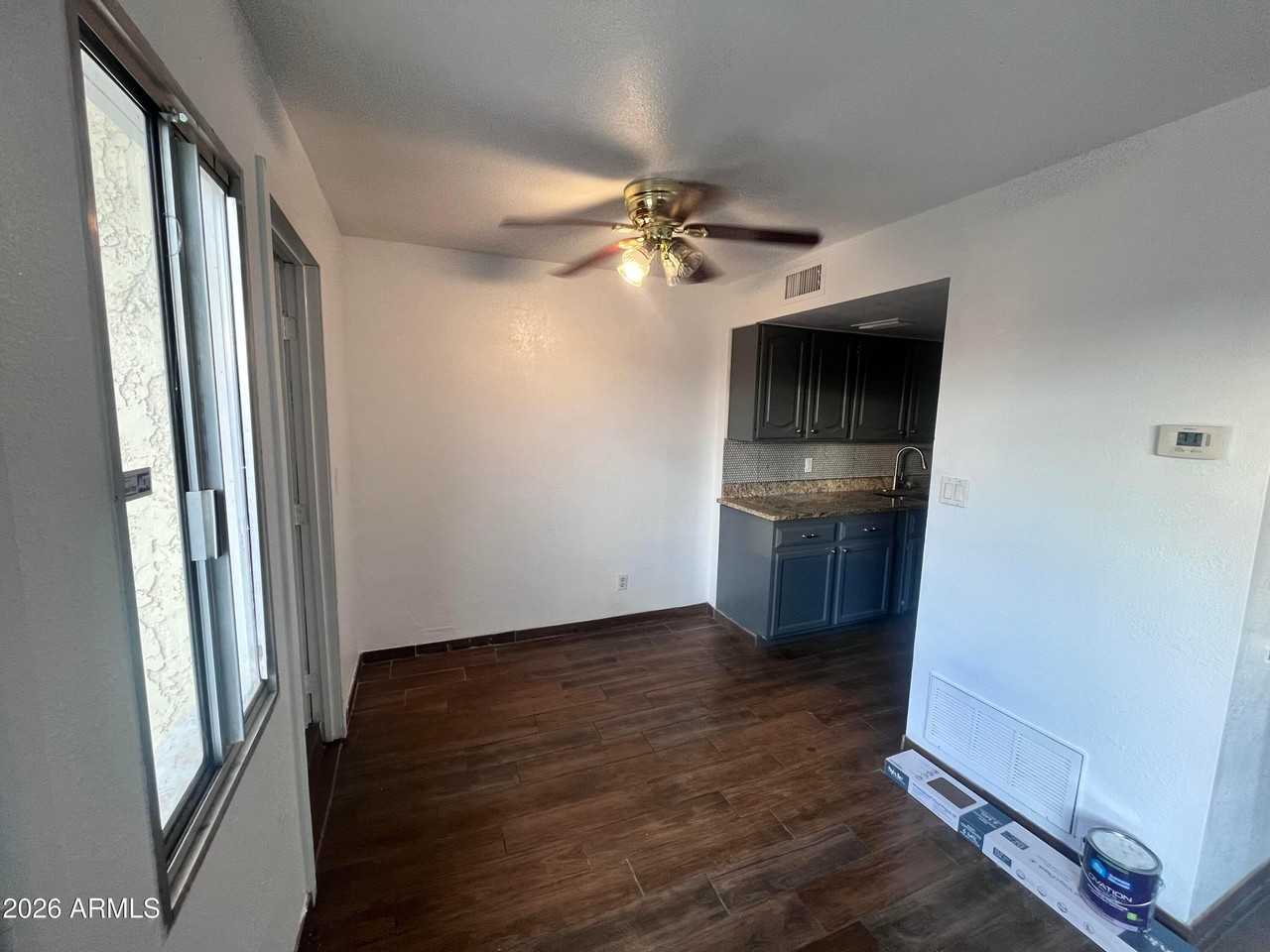 8426 N 34th Dr - Photo 4 of 11