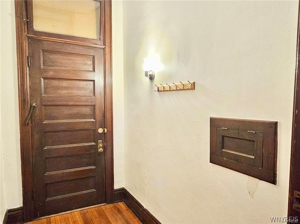 242 Bryant St - Photo 3 of 14