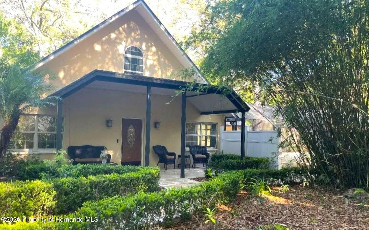 18816 Cimbora Dr