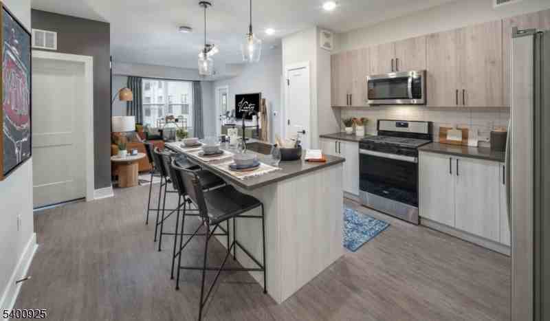 100 Union St 5th Fl - Photo 2 of 20