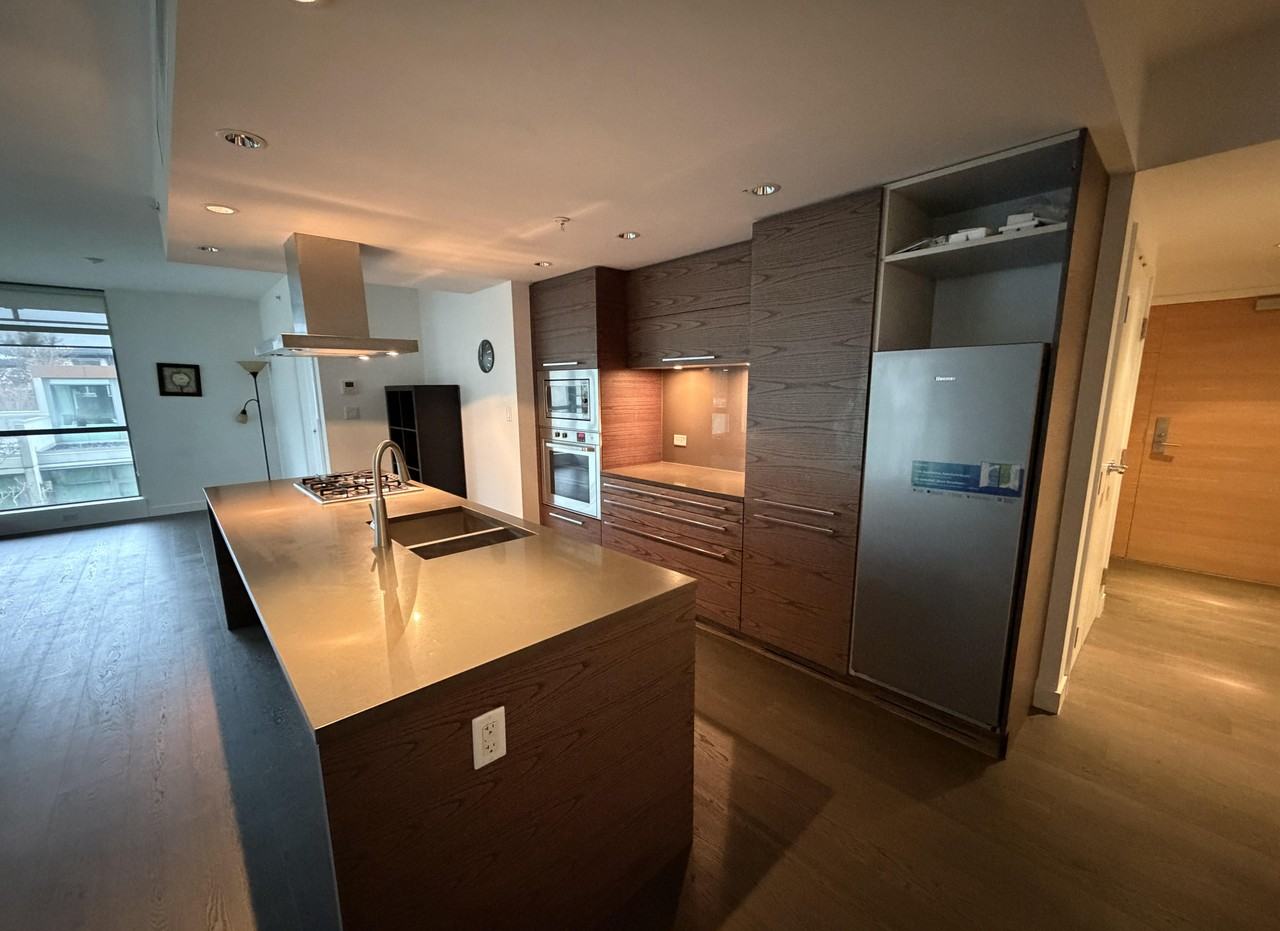 5782 Berton Avenue - Photo 5 of 15