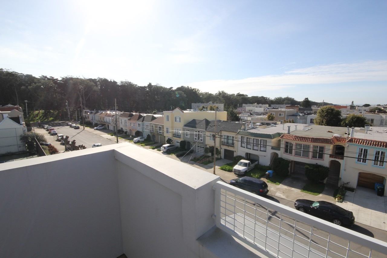 832 28th Ave #832B - Photo 4 of 19