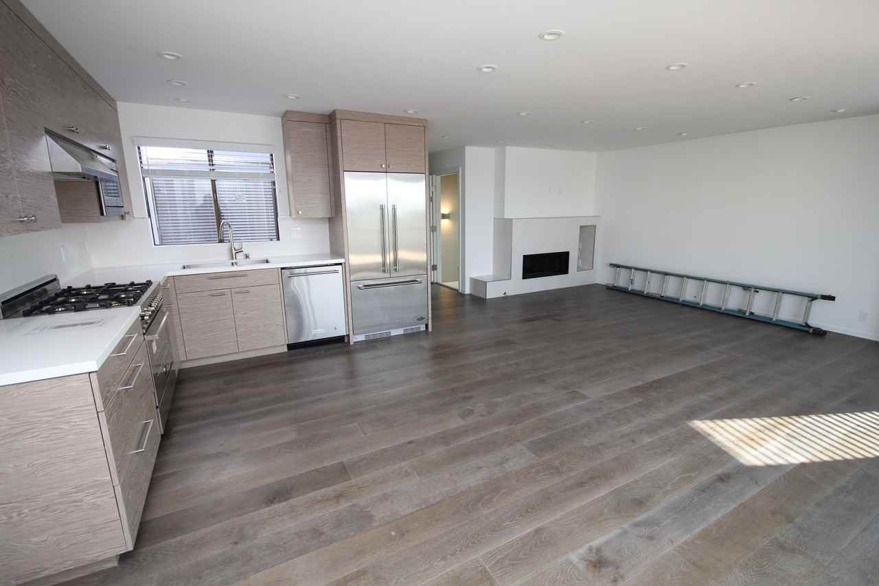 832 28th Ave #832B - Photo 7 of 19