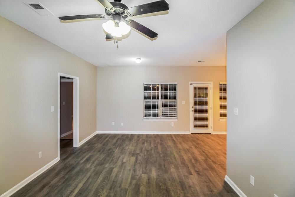 4254 Markston Dr - Photo 5 of 19