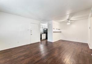 Villa del Sol Apartments - Photo 1 of 1