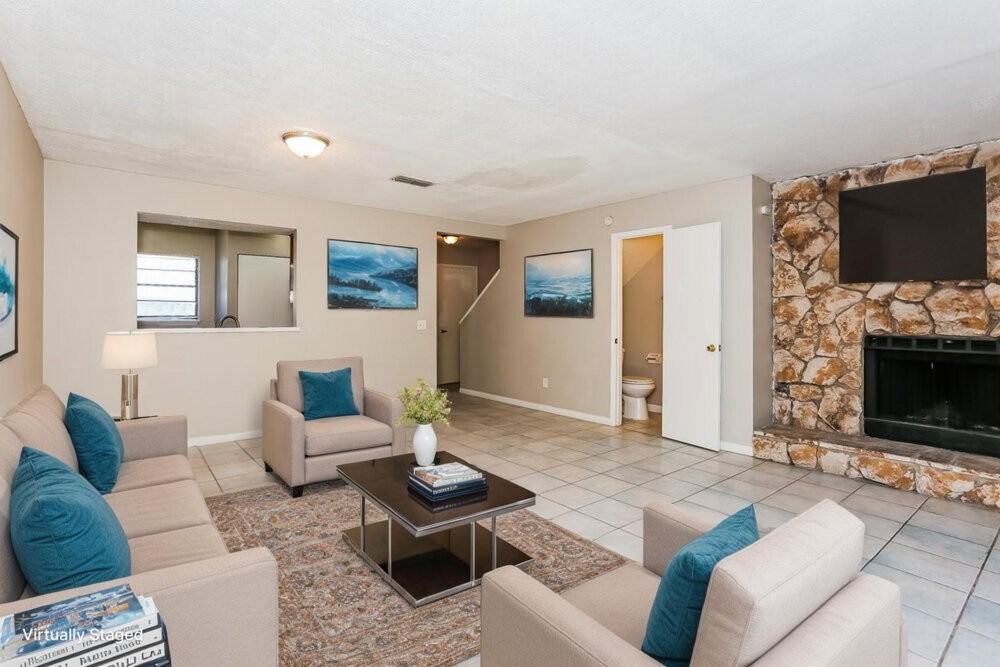 7656 Arble Dr - Photo 5 of 20