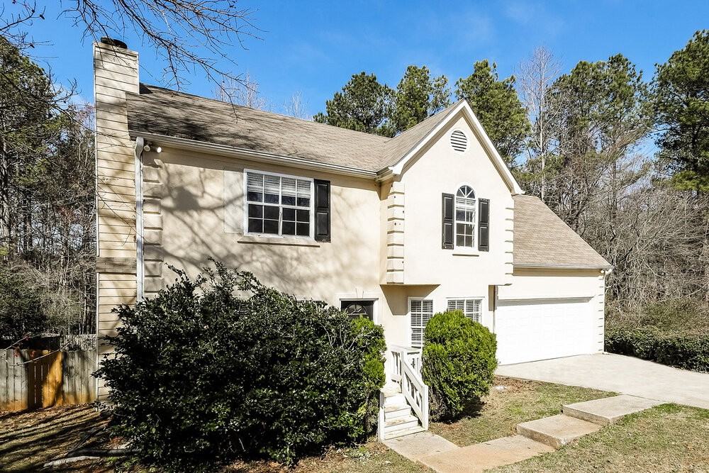 7285 Hunters Ridge Dr - Photo 4 of 17