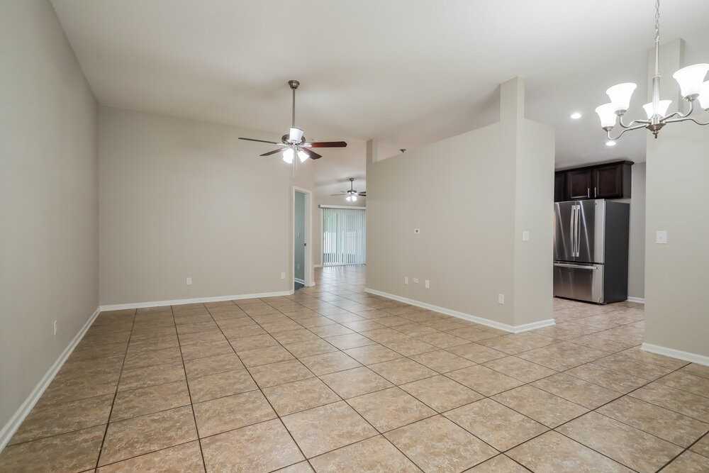 4196 Great Falls Loop - Photo 5 of 16