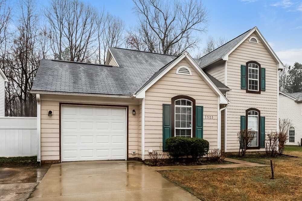 7523 Pence Pond Ln - Photo 4 of 17