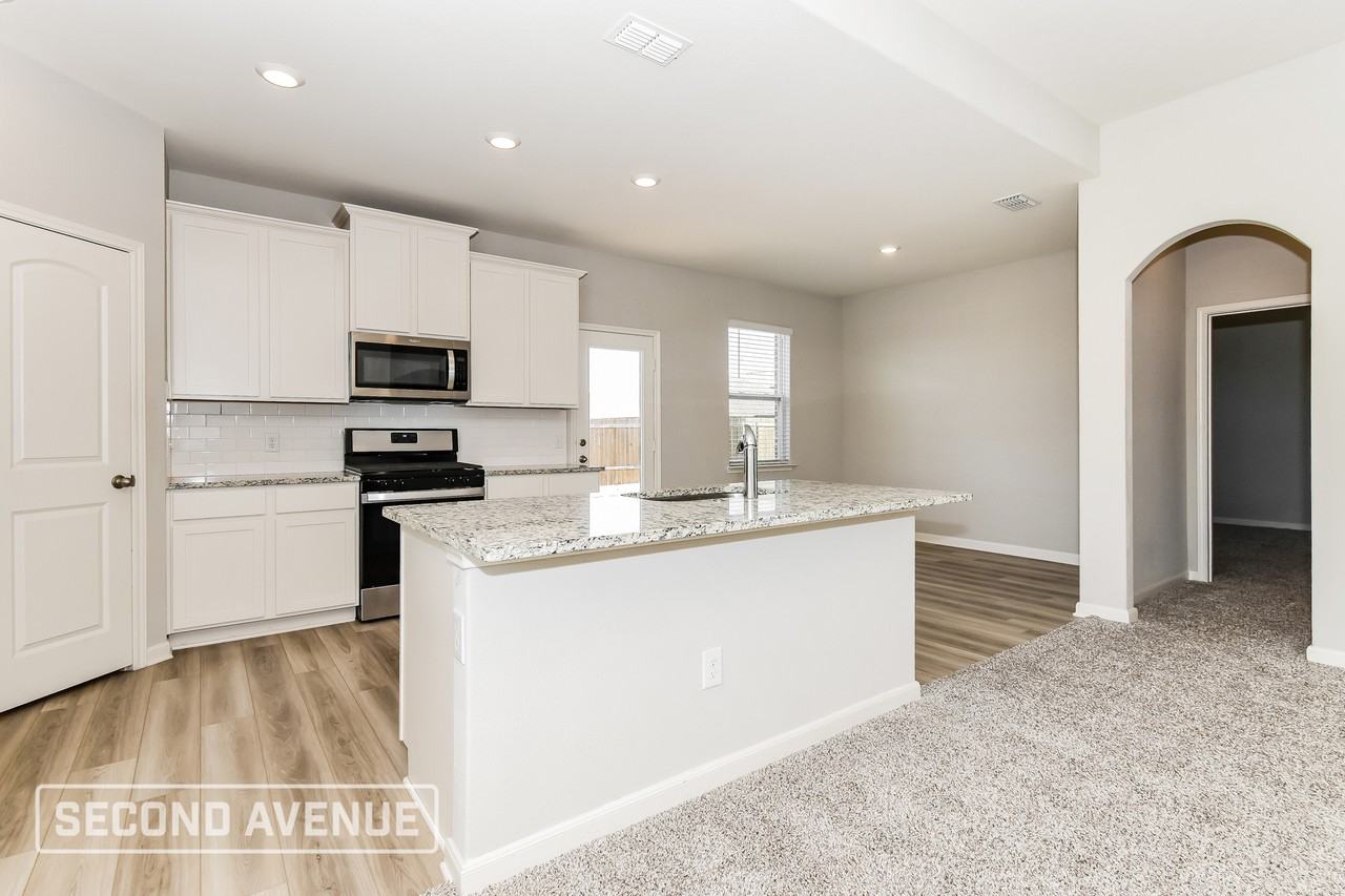 2005 Erlinda Dr - Photo 5 of 27