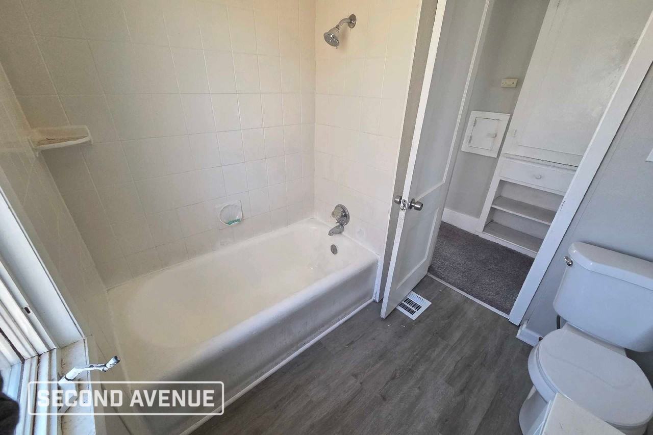 730 Wellington St Se - Photo 6 of 12