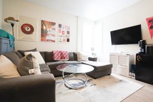 featured image of 185 Henderson Avenue #5