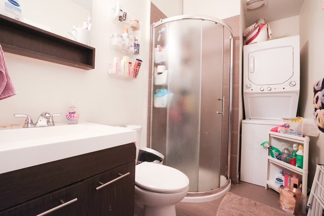 185 Henderson Avenue #5 - Photo 5 of 9