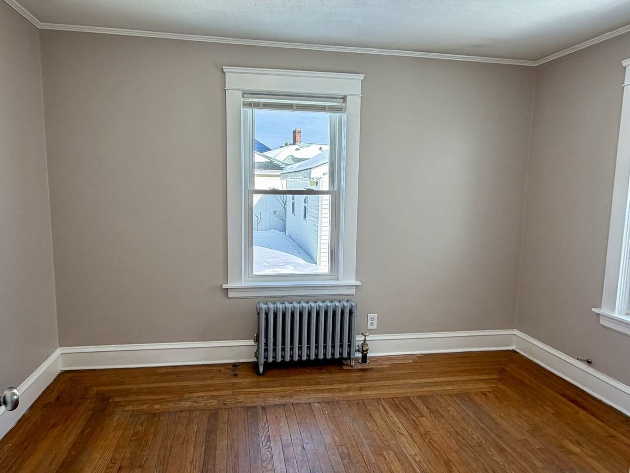 199 Morris Avenue #1 - Photo 7 of 8