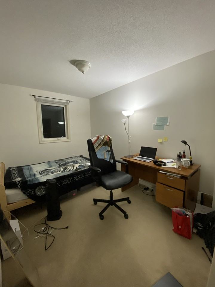 10-30 Vaughan Street - Photo 6 of 8