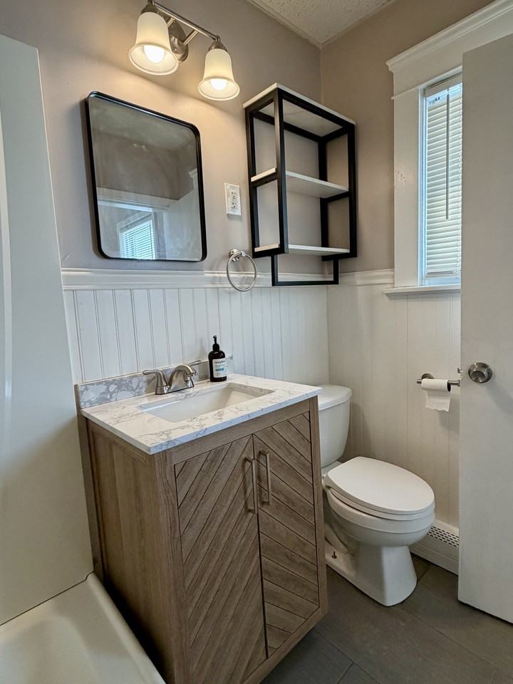 199 Morris Avenue #1 - Photo 5 of 8