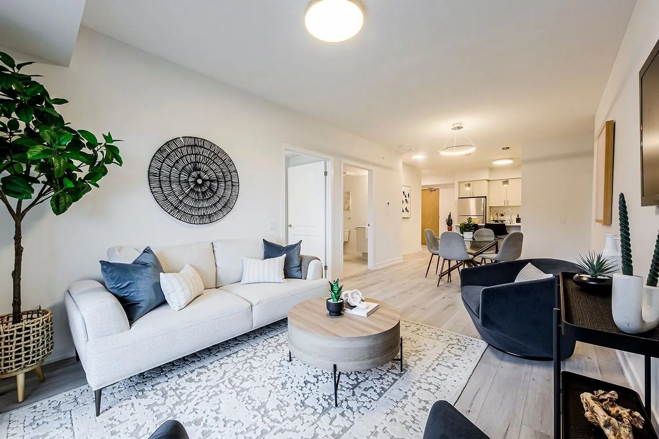 1475 Whites Road - Photo 4 of 18