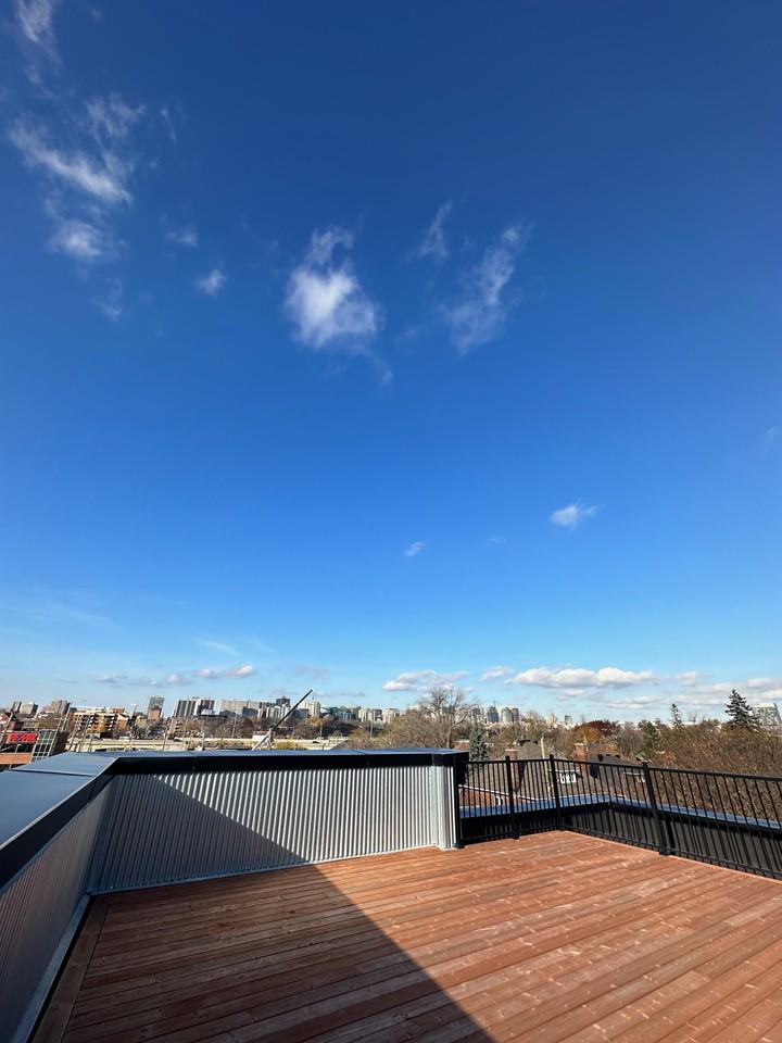 144 Renfrew Ave. - Photo 2 of 3