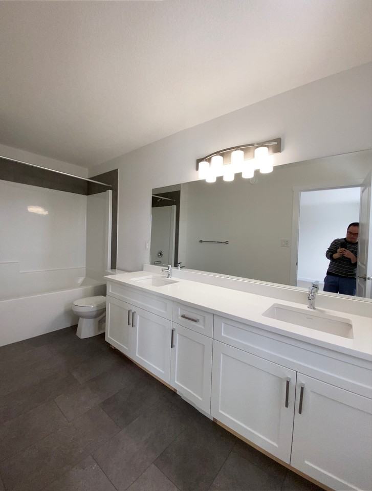 17747 73 St Nw - Photo 3 of 50