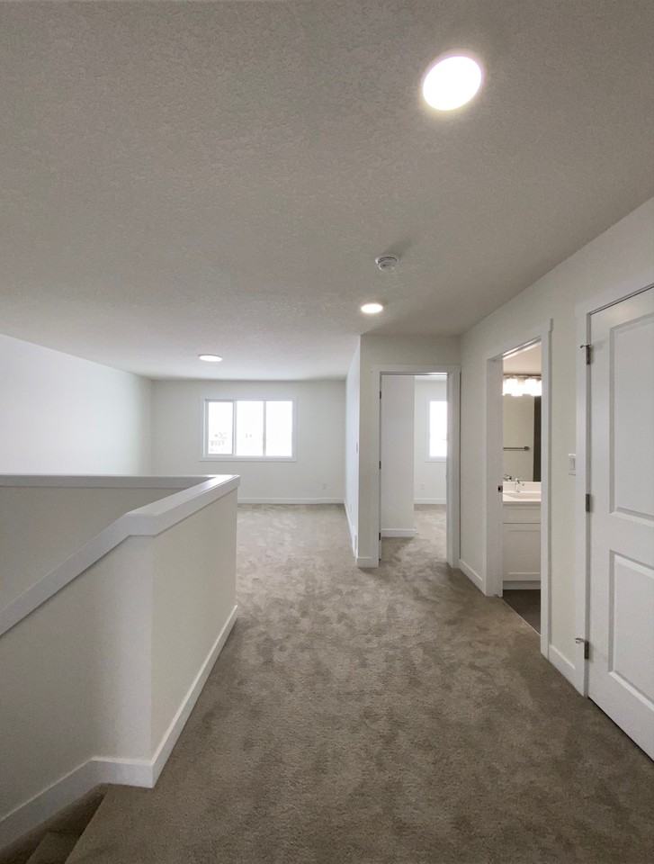 17747 73 St Nw - Photo 6 of 50