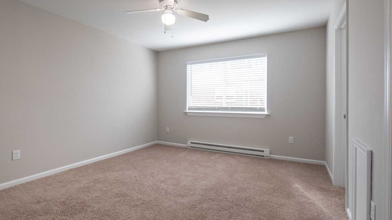 Falling Creek Apartments - Photo 4 of 25