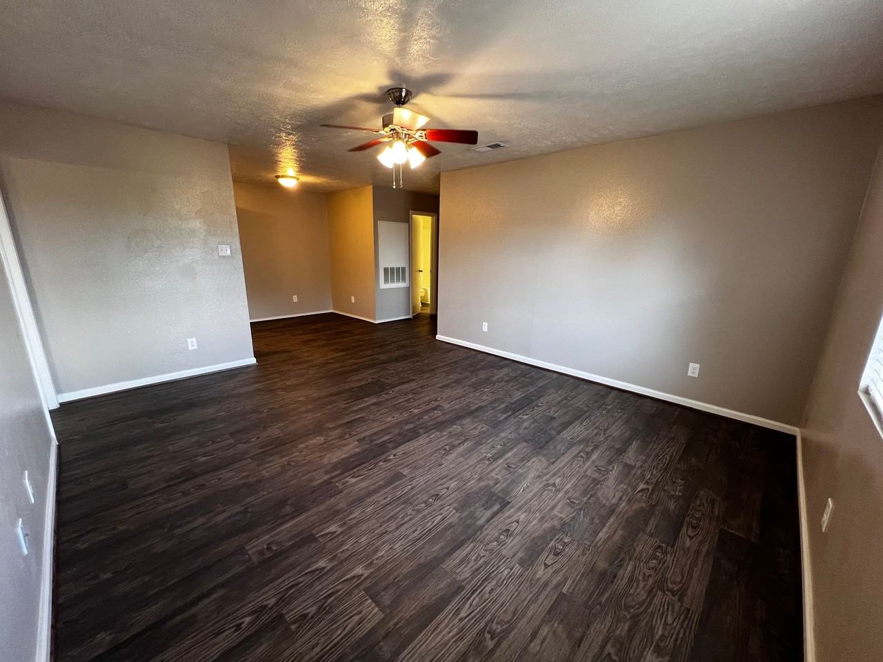 Brazos Point Apartments - Photo 5 of 43