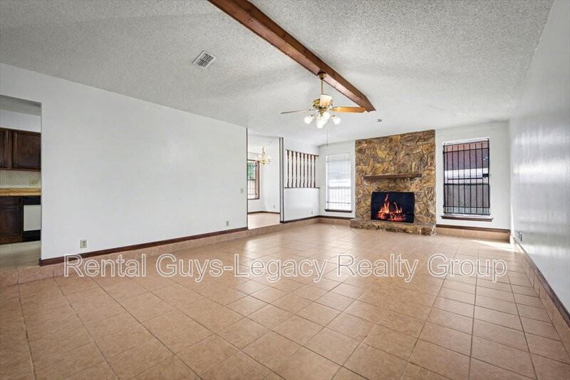 6019 Blank Dr - Photo 4 of 30