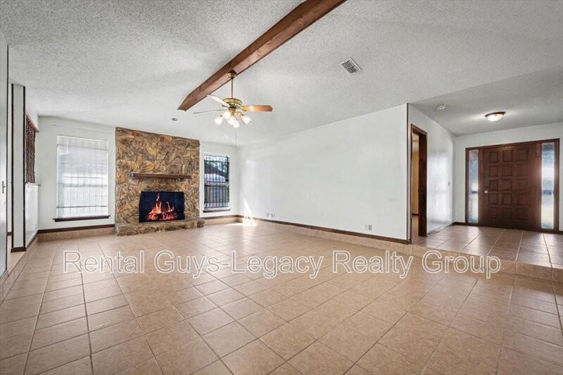 6019 Blank Dr - Photo 5 of 30