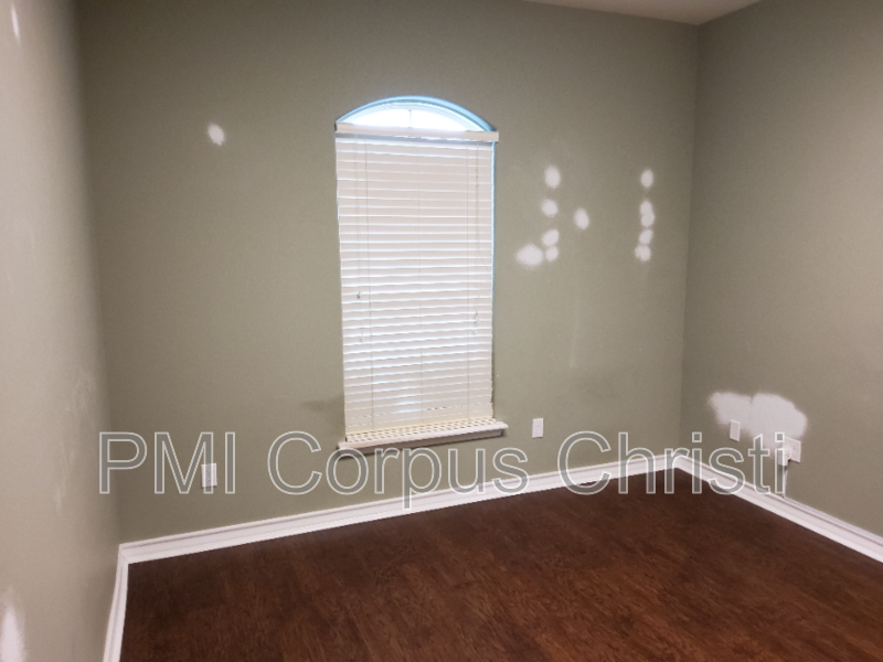 4009 Cimarron Lake Dr - Photo 7 of 42