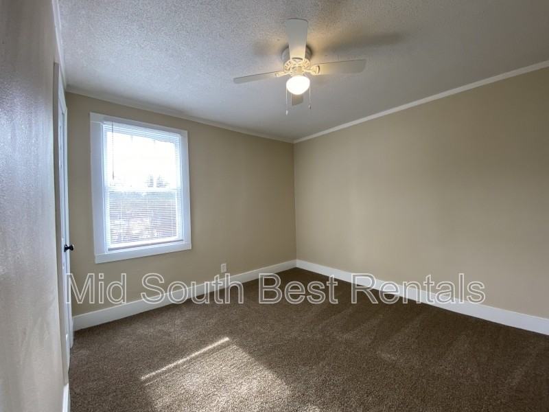 2009 Driftwood Ave - Photo 5 of 8