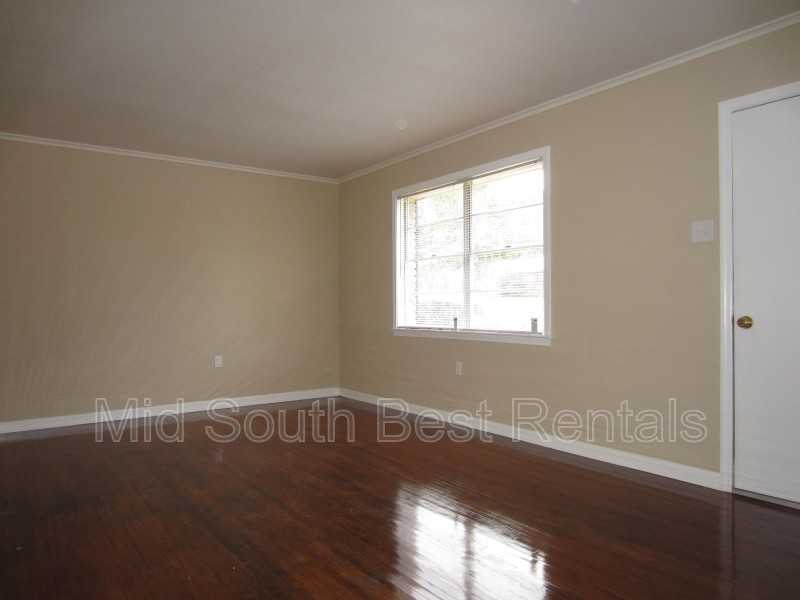 2401 Saint Elmo Ave - Photo 2 of 8