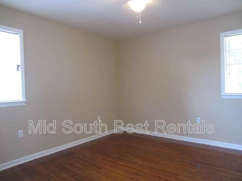 2401 Saint Elmo Ave - Photo 4 of 8