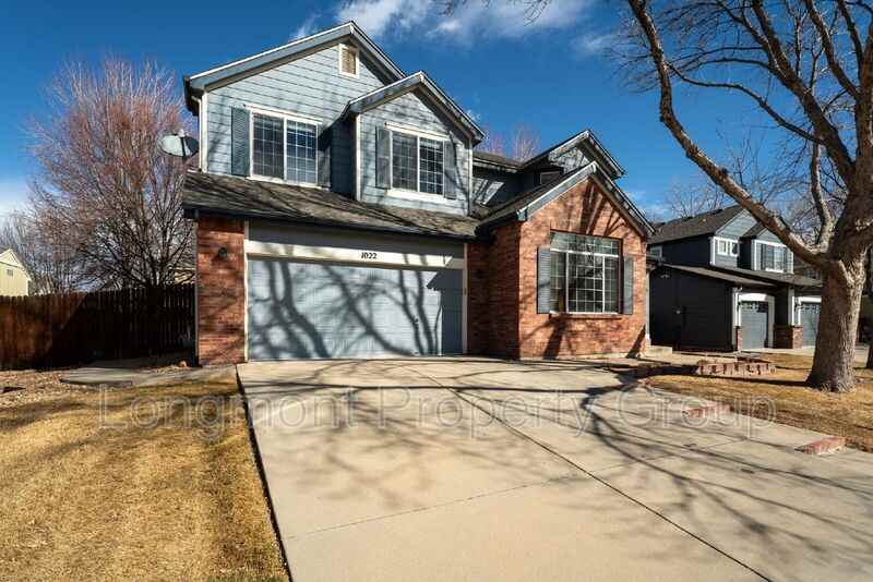 1022 Morning Dove Dr - Photo 2 of 30