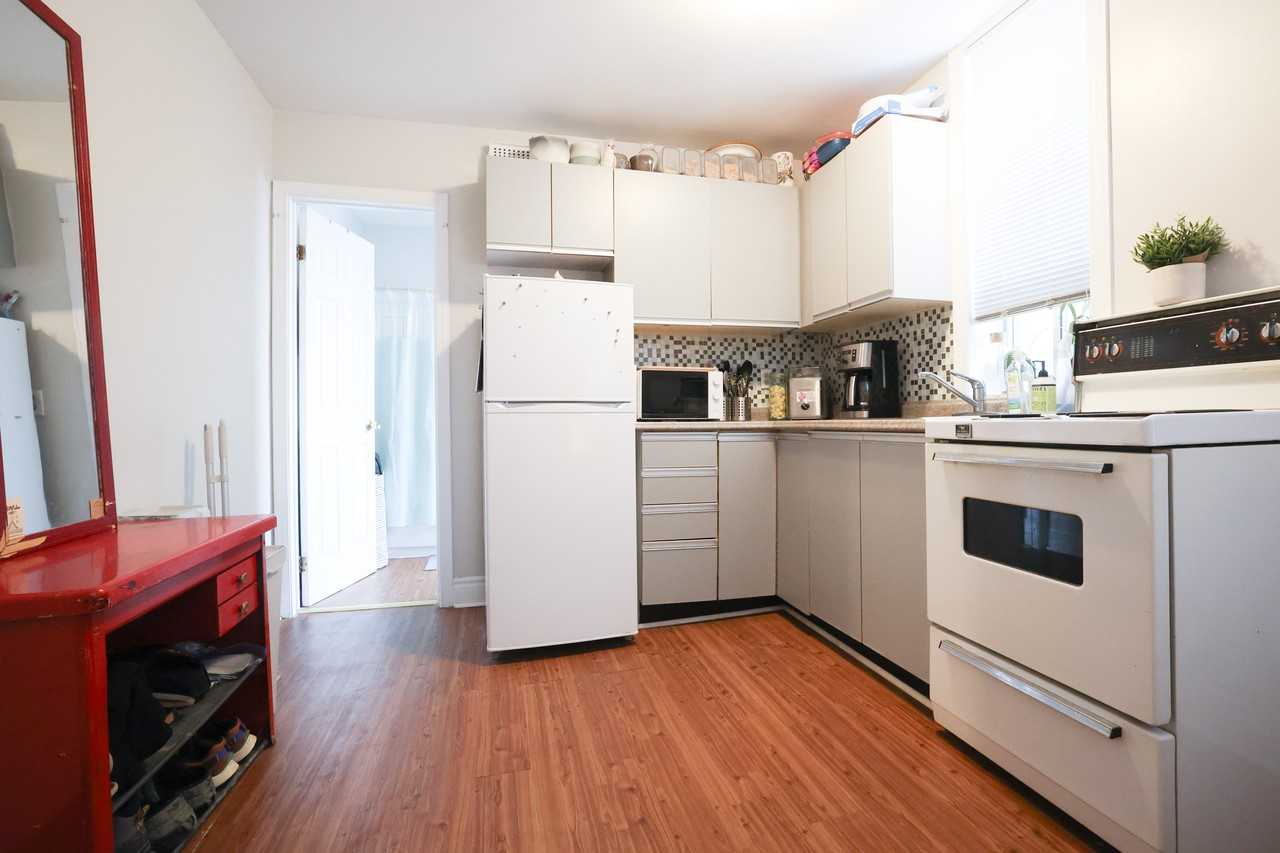 385 Waverley Street #3 - Photo 4 of 6