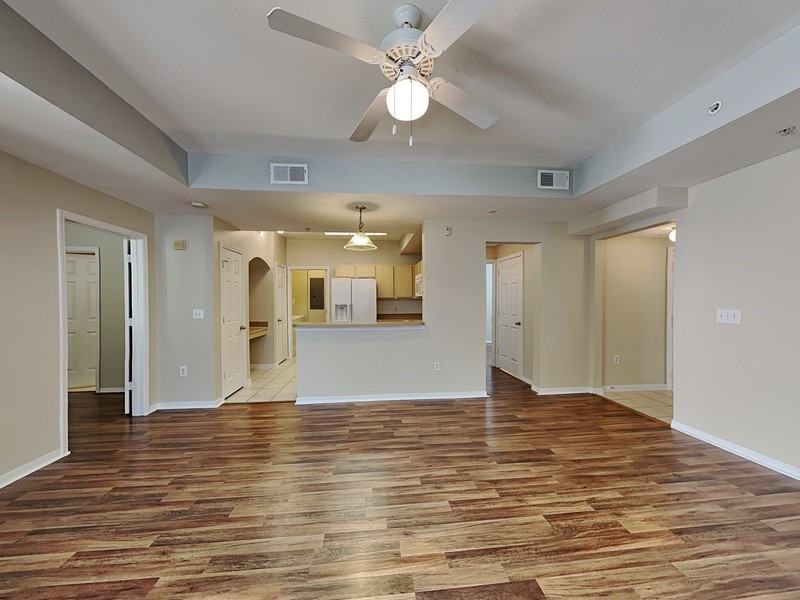 1101 Vintage Village Ln #1-102 - Photo 5 of 23