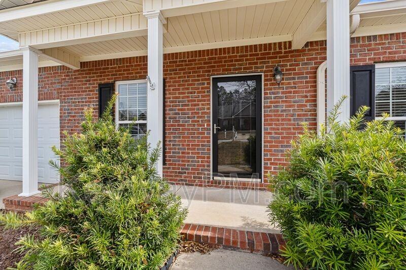 355 Bowen Fls - Photo 3 of 24