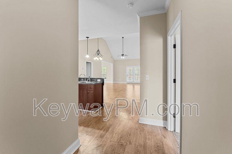 355 Bowen Fls - Photo 4 of 24