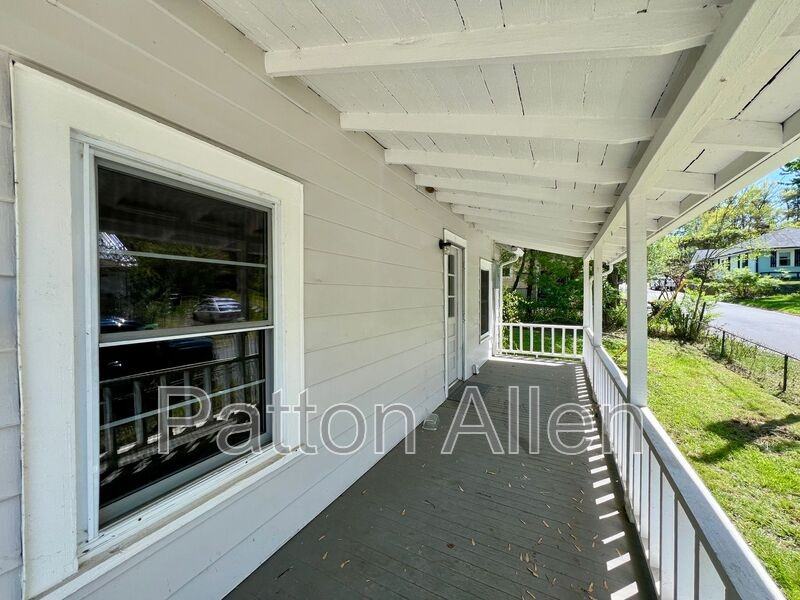 42 6th St - Photo 2 of 29