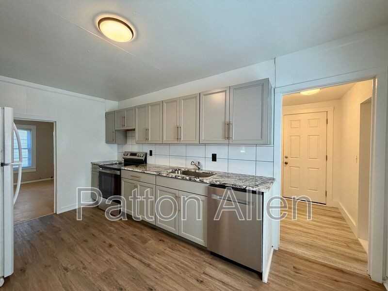 42 6th St - Photo 7 of 29