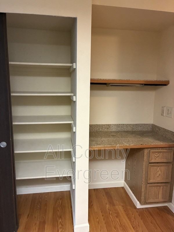 987 26th Pl Ne - Photo 4 of 16